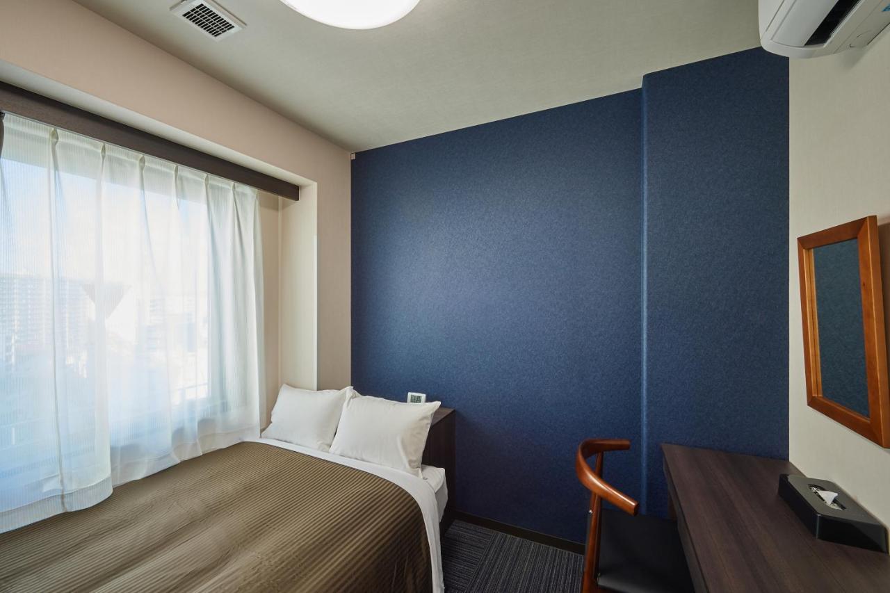 Hotel Trend Kyobashi Ekimae Осака Экстерьер фото